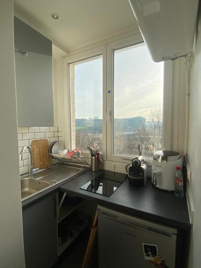 Appartement Ensoleille, Central Et Tout Equipe Avec Vue Tour Eiffel Et Pantheon París Exterior foto