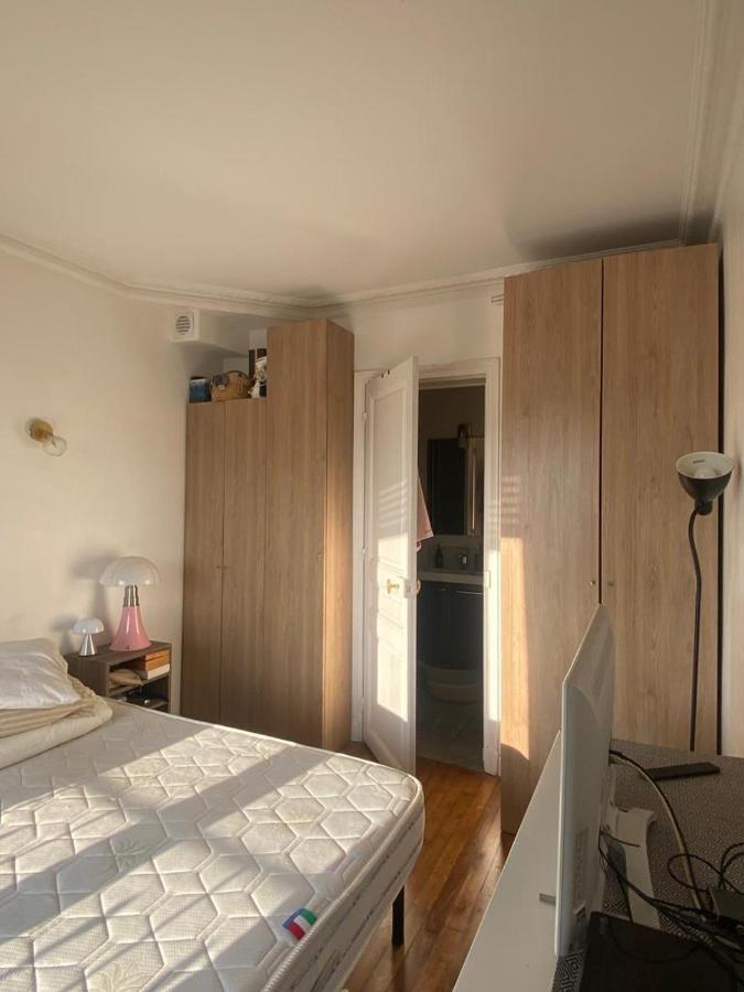 Appartement Ensoleille, Central Et Tout Equipe Avec Vue Tour Eiffel Et Pantheon París Exterior foto